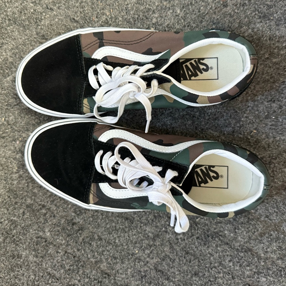 SUEDE CAMO VANS